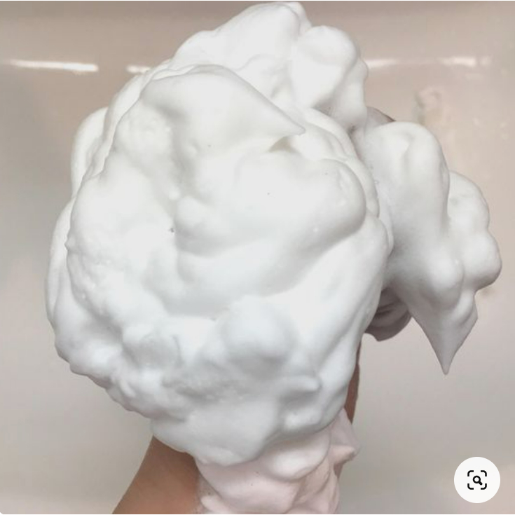 Sữa Tắm Dưỡng Trắng Mịn Da Hương Hoa Hồng Cow Milky Body Soap Chiết Xuất Sữa Bò Tươi