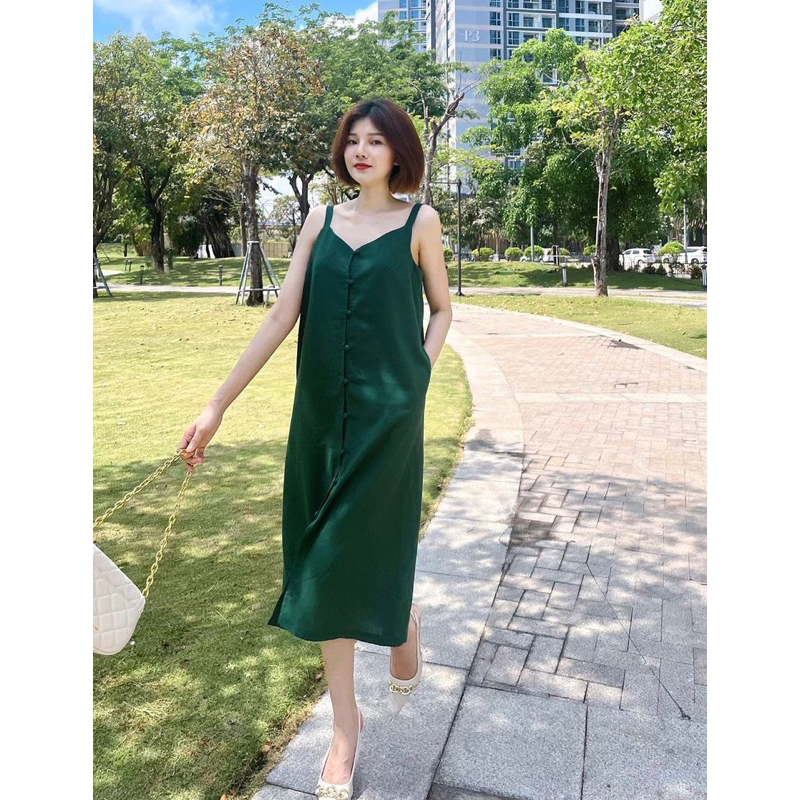 Đầm hai dây linen gài nút trước