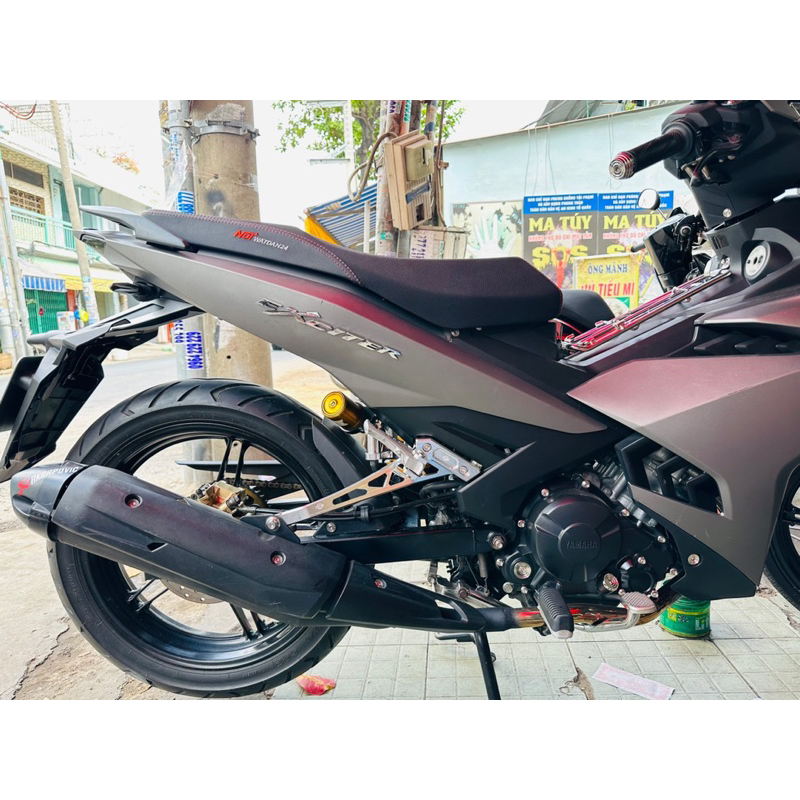 Gác chân tq6 cnc sau Ex150/155