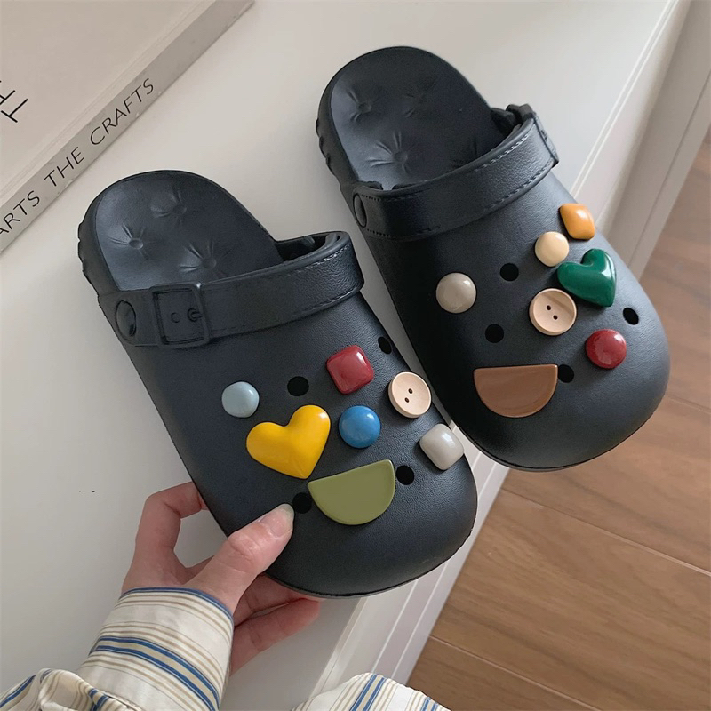 Bộ charm 14 chi tiết - gần dép crocs