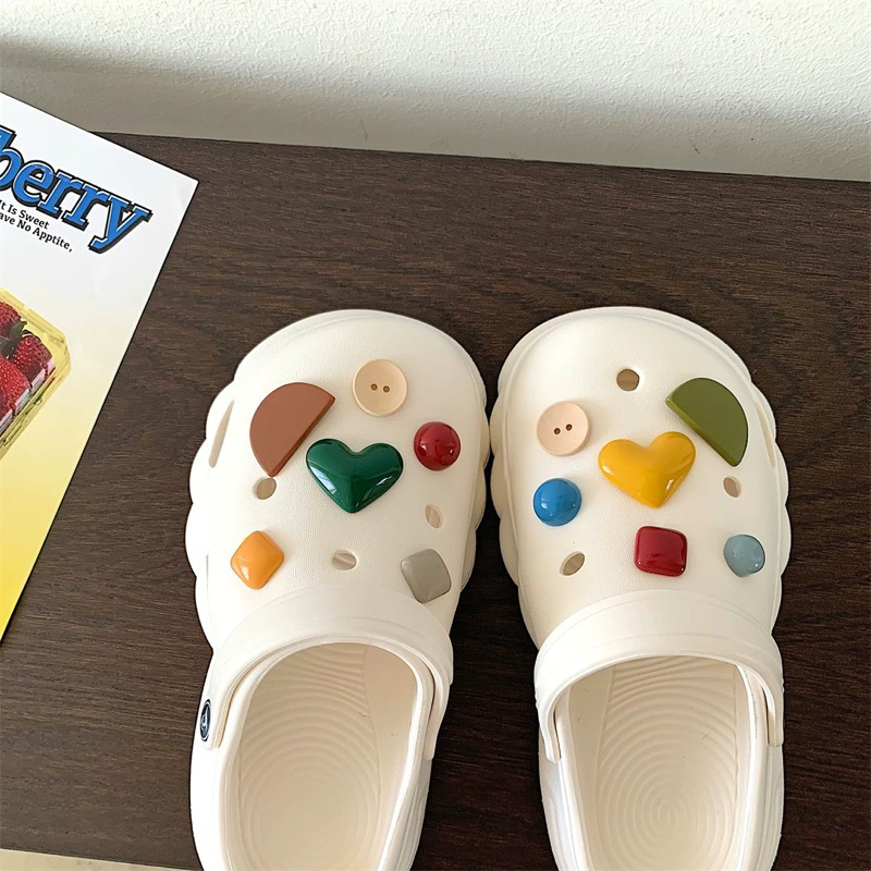 Bộ charm 14 chi tiết - gần dép crocs