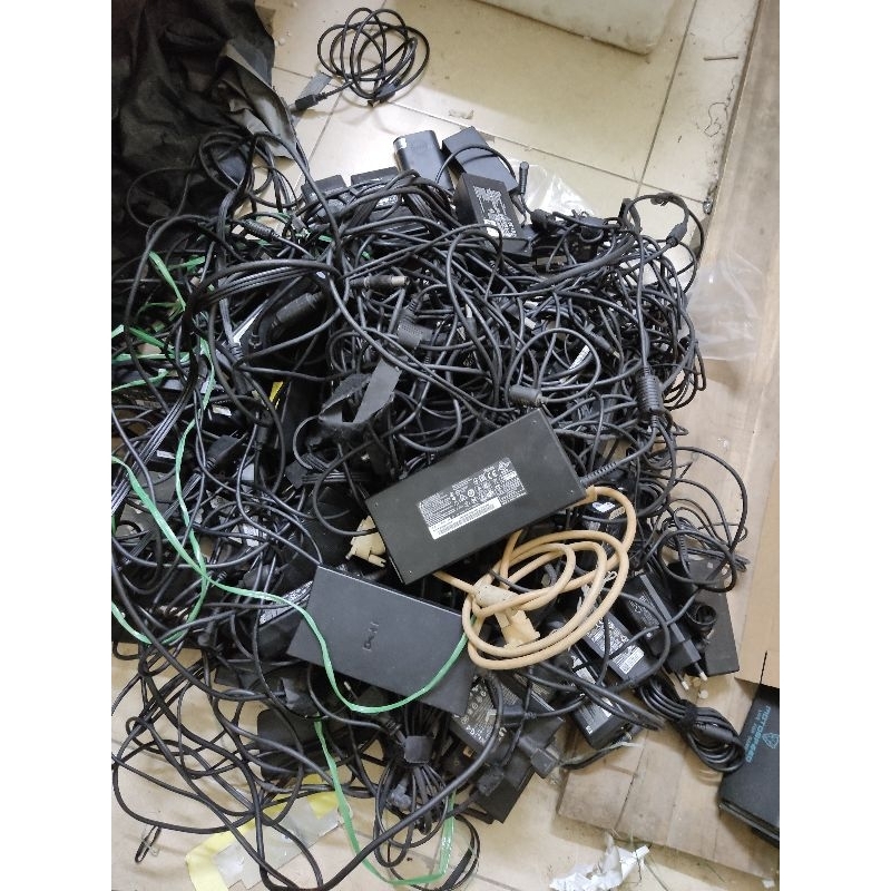 Sạc Laptop cũ các loại hàng chính hãng-Adapter cũ các loại hàng hãng xịn (lấy linh kiện)