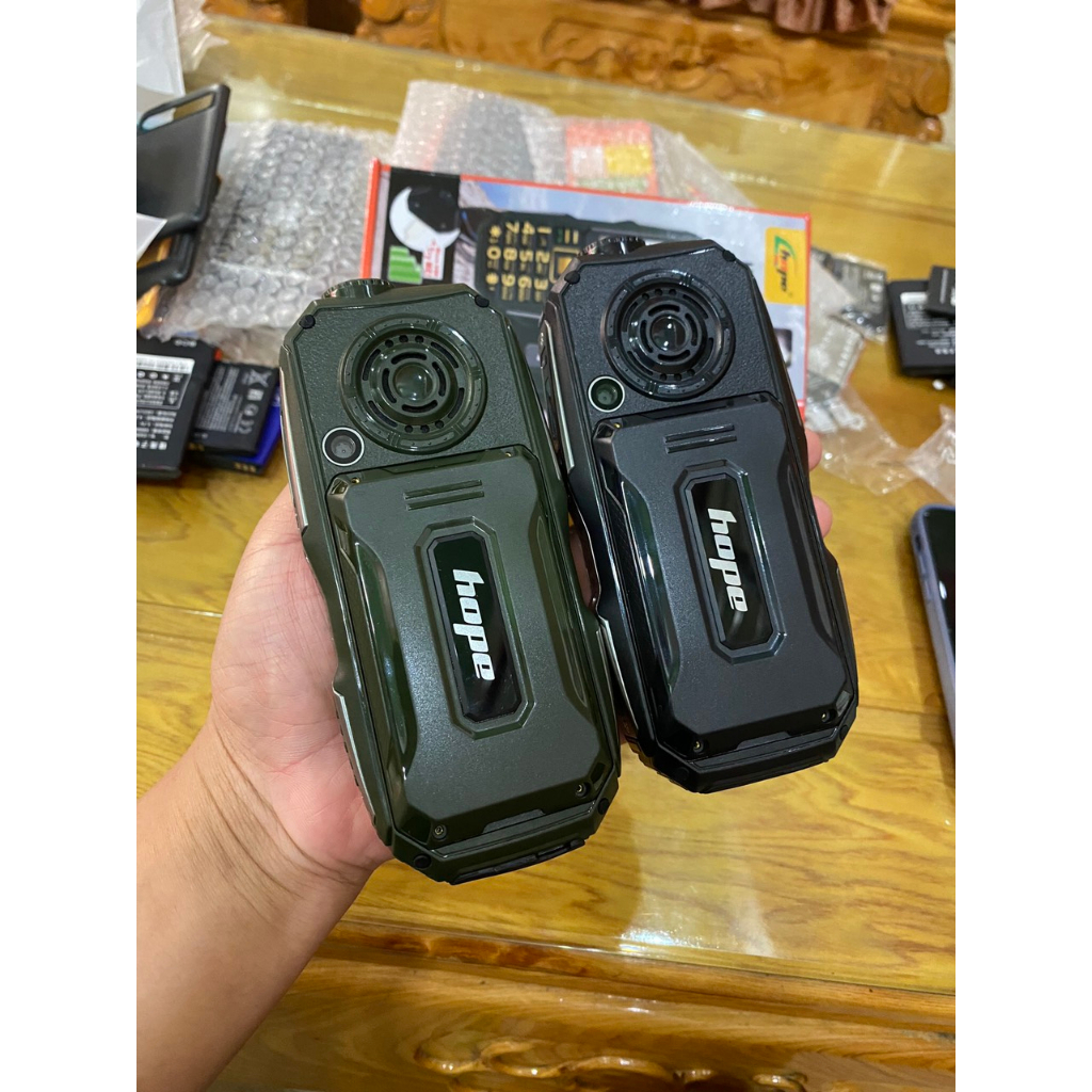 Điện thoại K60, pin khủng 10.000 MAh,đèn pin siêu sáng , full box