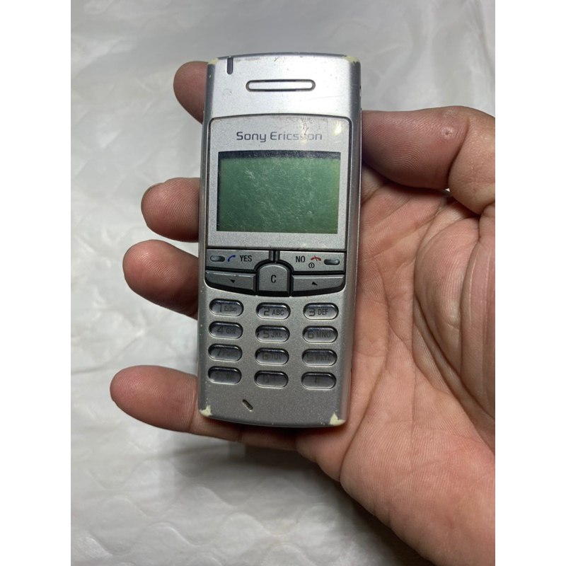 Điện thoại sony ericson T105