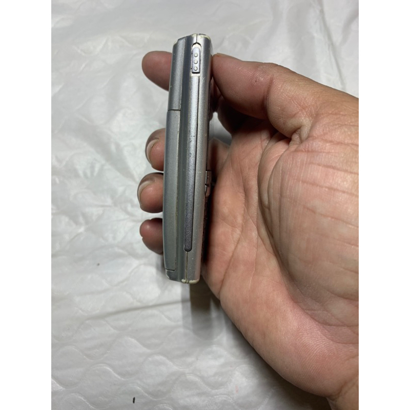 Điện thoại sony ericson T105