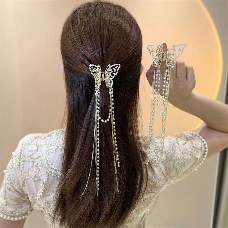 Kẹp tóc nữ hình bướm đính đá ngọc trai phối dây xích dài phong cách cổ trang
