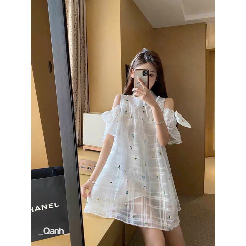 Váy Kính Hoa Thêu Hai Lớp Nơ Tay Mã QA0228