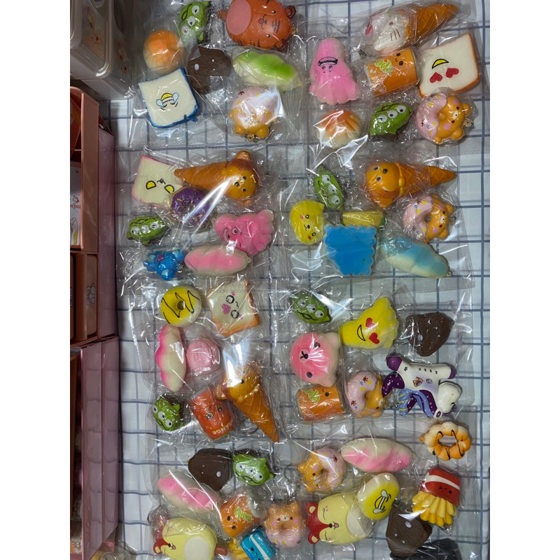 Đồ chơi combo squishy giá rẻ( có lỗi)