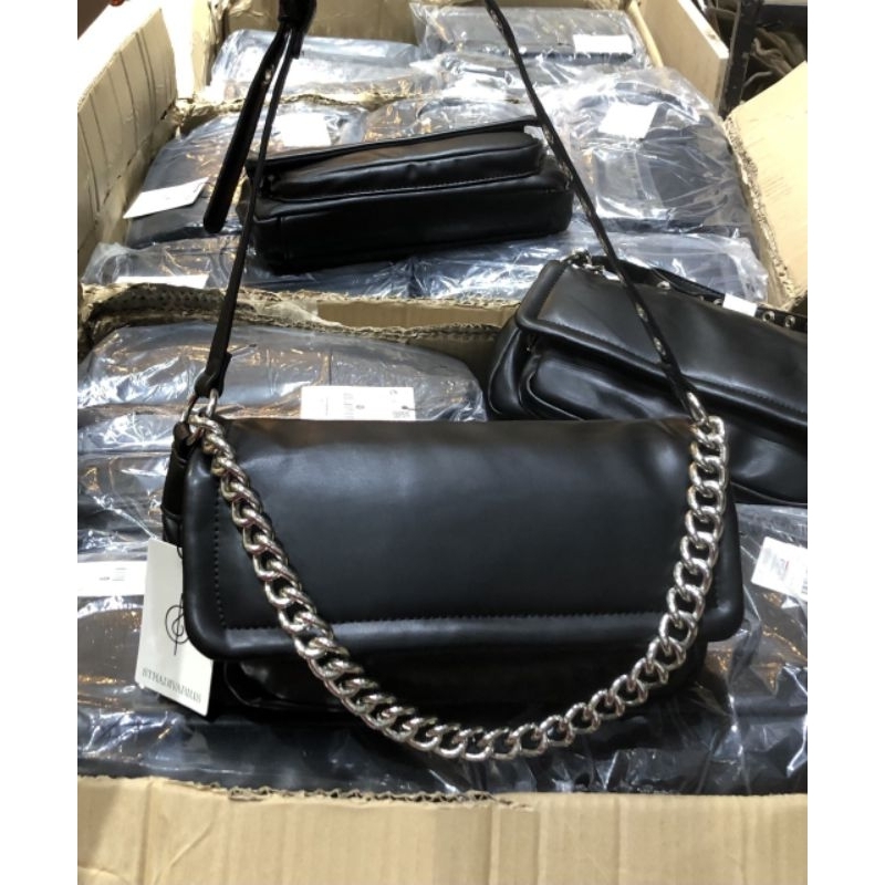 TÚI STRADIVARIUS NẮP KÈM XÍCH