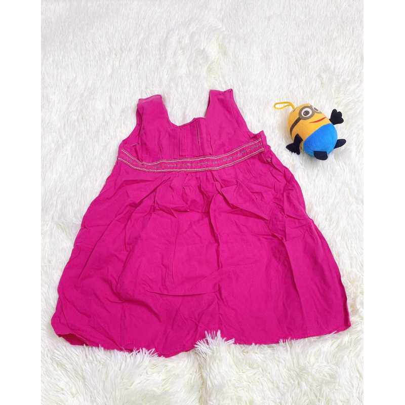 Đầm Hồng bé gái