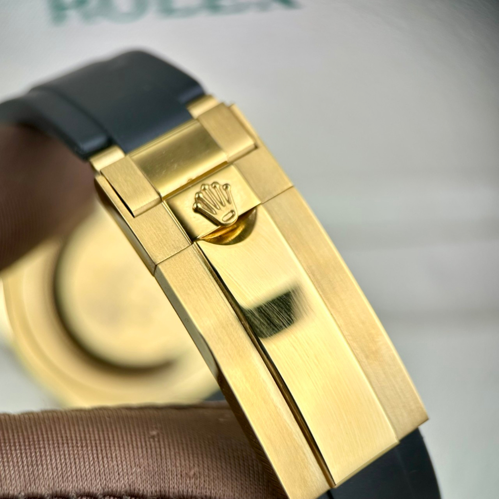 Đồng hồ Nam Rolex dây cao su máy nhật dòng cơ Automatic mặt đá đen vành đá vỏ vàng gold size 40mm