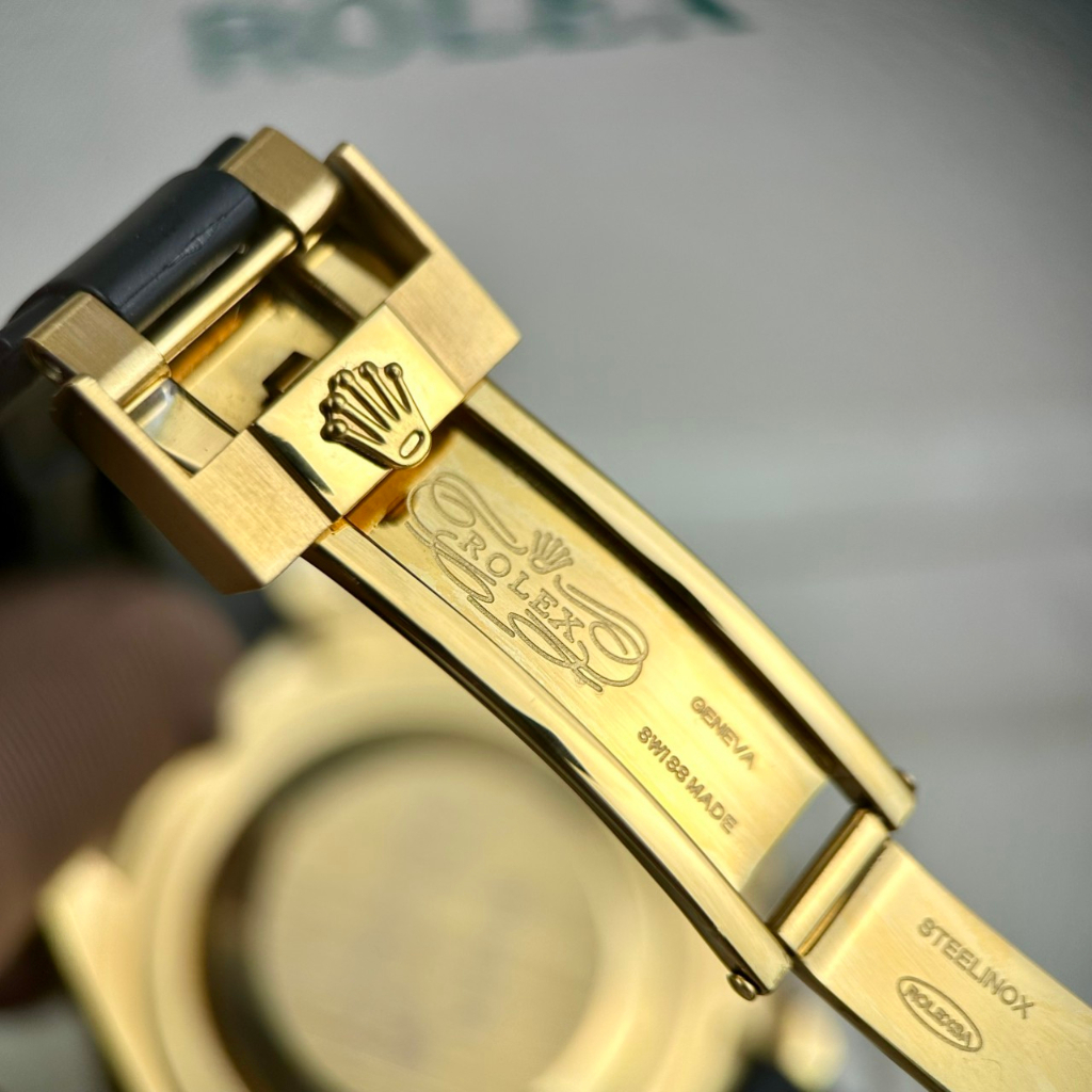 Đồng hồ Nam Rolex dây cao su máy nhật dòng cơ Automatic mặt đá đen vành đá vỏ vàng gold size 40mm