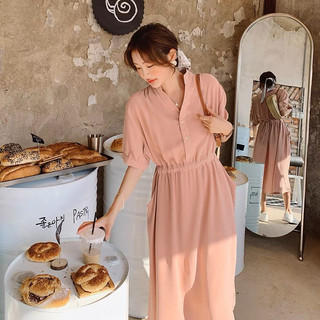 Đầm hồng cổ trụ dáng dài rút dây eo
