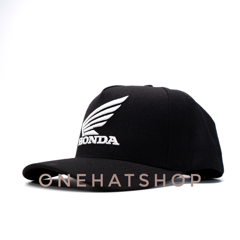 Nón lưỡi trai fom vuông trucker logo đôi cánh thêu 3D brand One Hat