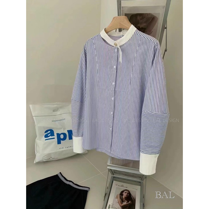 Áo sơ mi kẻ xanh cổ vát HOTTREND , áo sơ mi phong cách Hàn Quốc thanh lịch / maybecloset