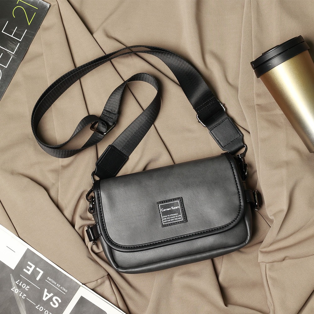 Túi đeo chéo nam nữ da PU đen trơn chống nước thời trang phong cách cá tính