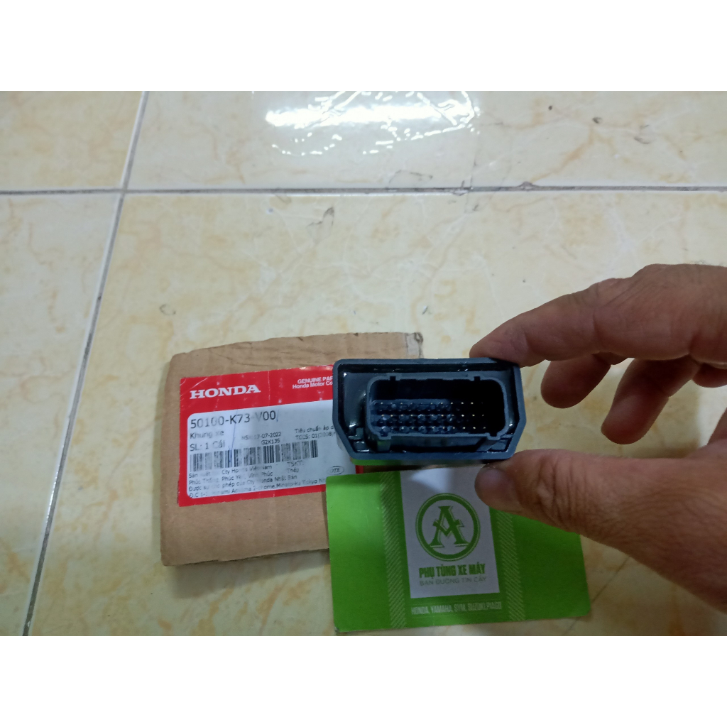 1 IC điều khiển trung tâm) xe Future 125 Fi