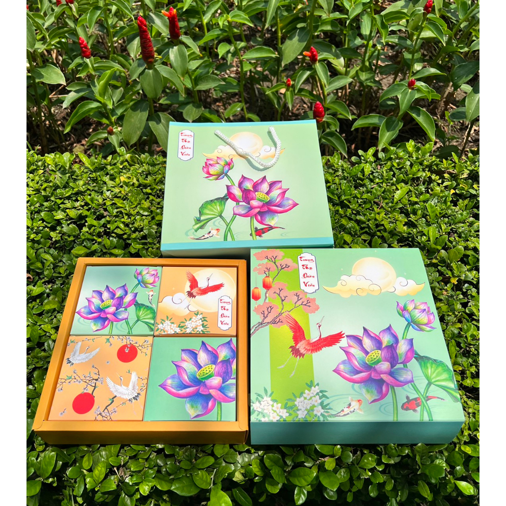 (mẫu mới 2023) vỏ hộp đựng bánh trung thu loại 4 bánh (150-250g) số lượng 1 bộ mẫu liên hoa