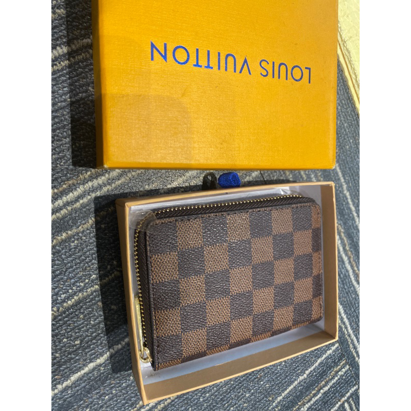 Ví LV ô nâu kéo khoá