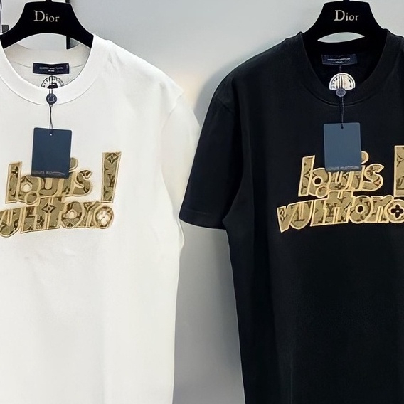 Áo Phông Tay Lỡ Louis Vuitton Đen Trắng chữ Vàng Áo Thun LV Chất Vải Cotton Co Giãn 4 Chiều Hót 2023