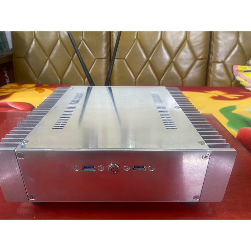 Mini PC Intel gen 12 thin-itx fanless