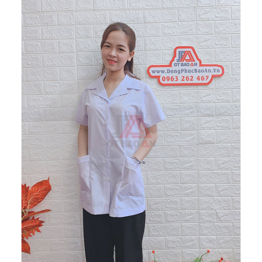 Áo blouse trắng dược sĩ nhà thuốc y tá điều dưỡng kỹ thuật viên spa Nam Nữ tay ngắn, thân ngắn có xẻ tà thân sau