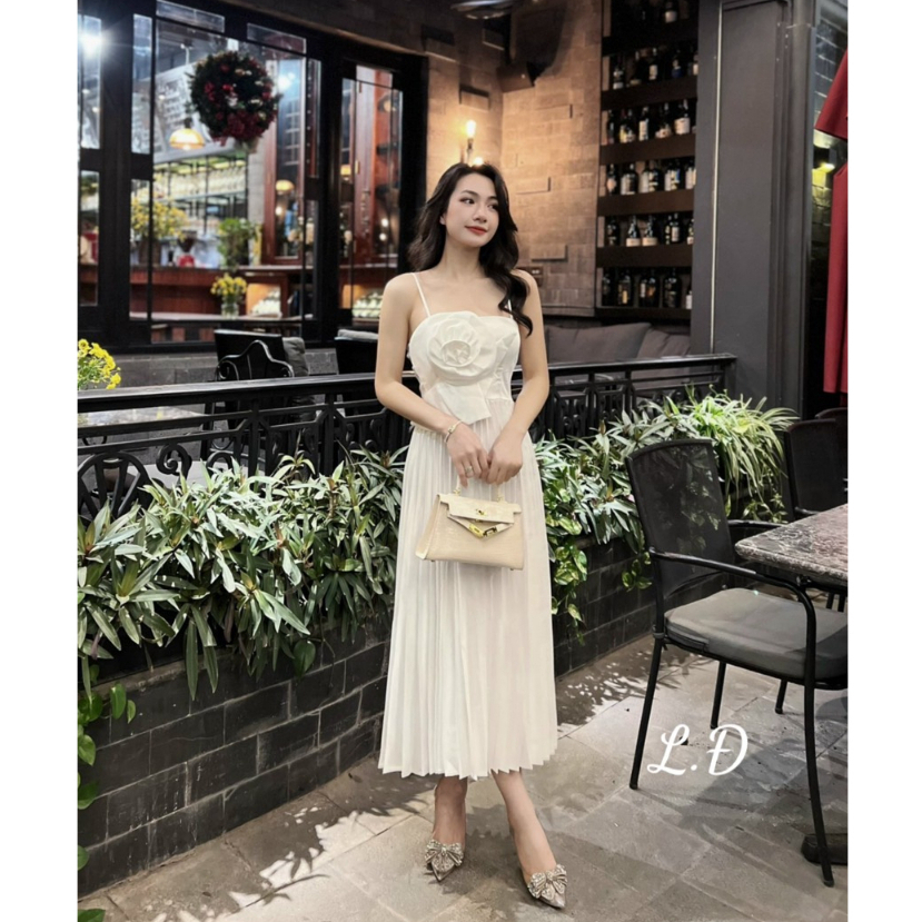 Váy 2 Dây Xếp Ly Đính Hoa Eo Duyên Dáng Dan Dan Fashion, Đầm Dự Tiệc 2s Dáng Dài Vải Tafta Mềm Mịn Sang Trọng Quý Phái