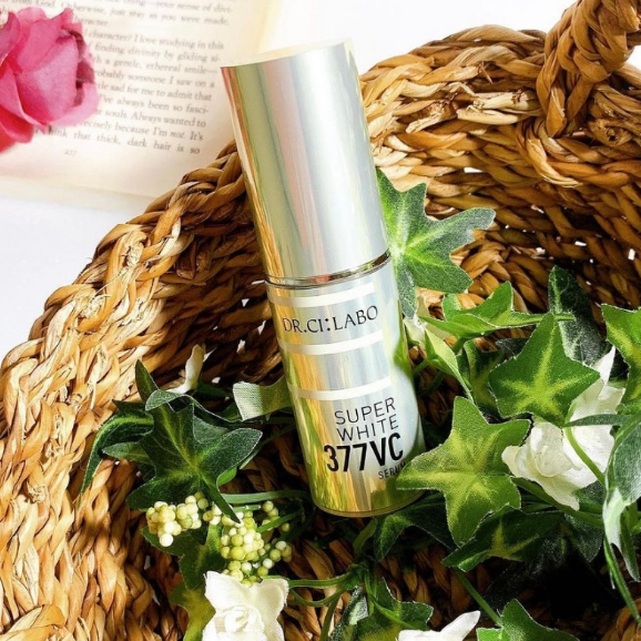 Tinh Chất Kem Dưỡng Trắng Da Ngừa Mụn Dr.Ci:Labo Supper White 377
