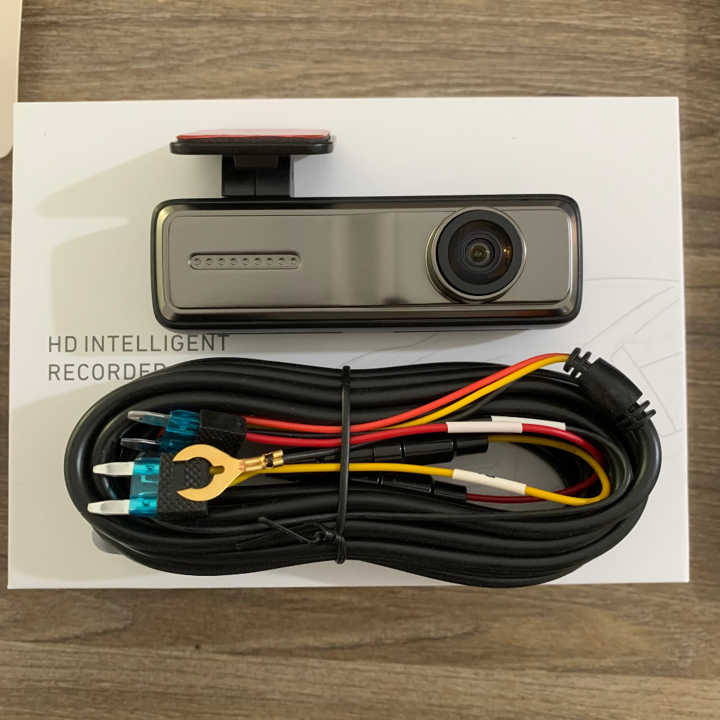 Camera hành trình V8  / V8 PRO   có wifi -Xem video qua app điện thoại siêu net-Bảo hành 1 năm