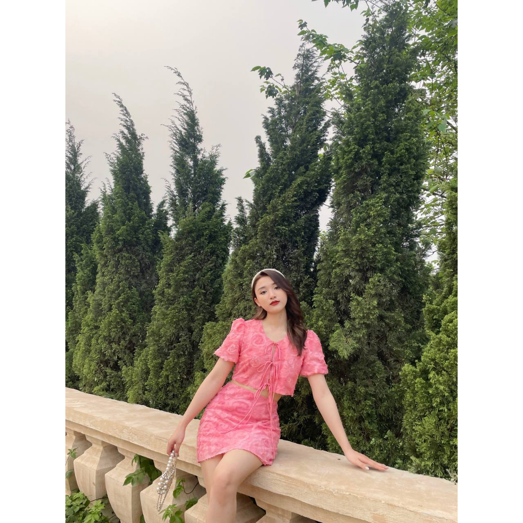 Set áo croptop thắt nơ kèm chân váy chữ A Vayemcloset