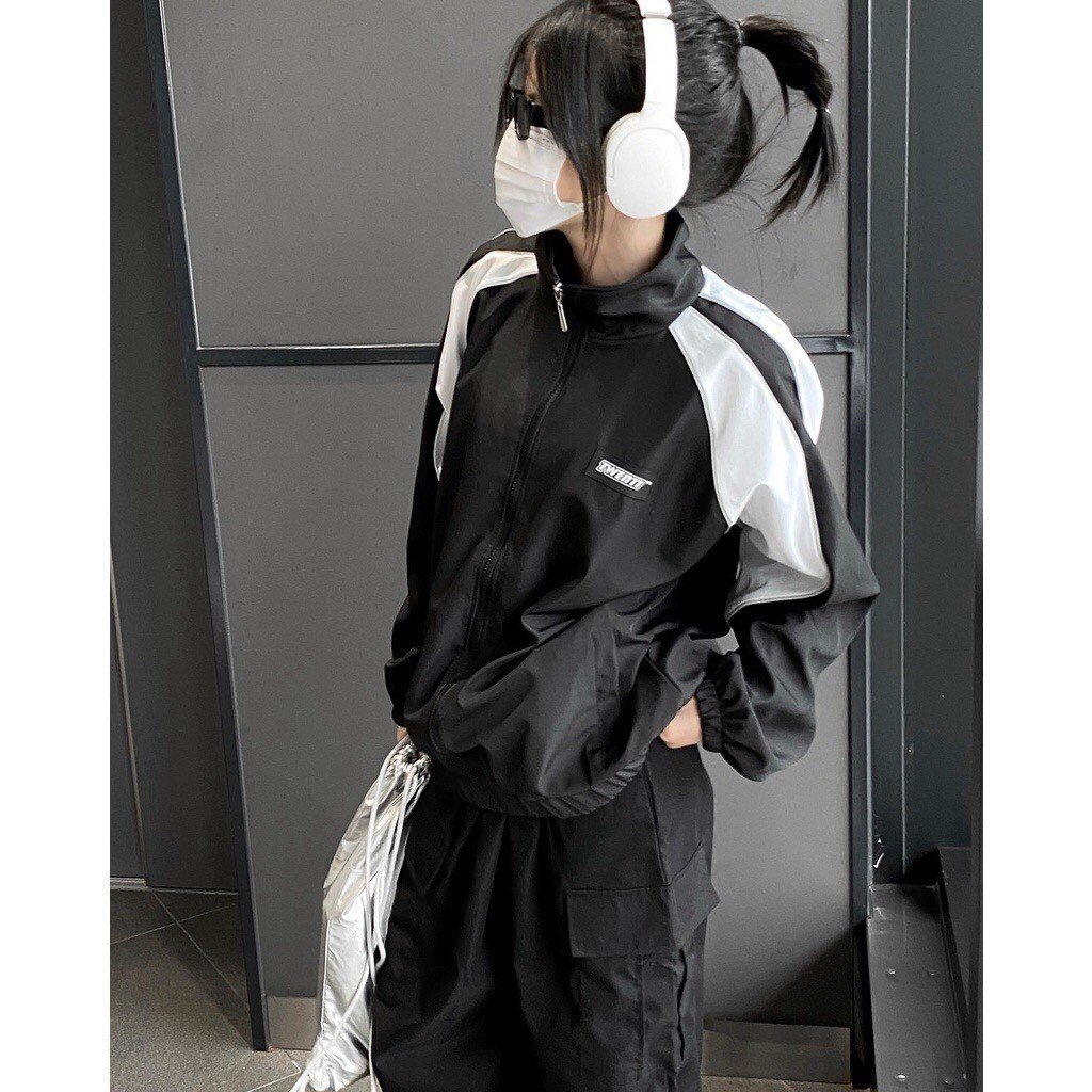 Áo khoác gió TWENTI local brand viền phản quang năng động chuẩn form unisex chuẩn form nam nữ112