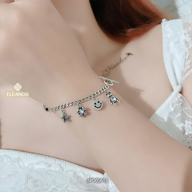 Vòng tay nữ mạ bạc Eleanor Accessories hình ngôi sao mặt cười phụ kiện trang sức 5612