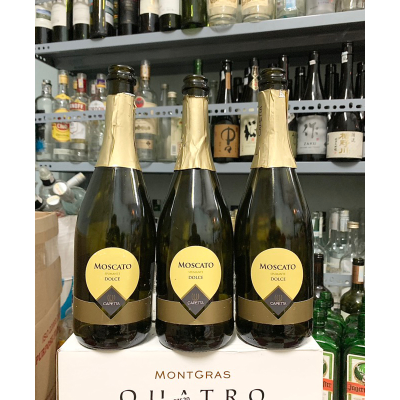 Vỏ chai rượu vang nổ champagne