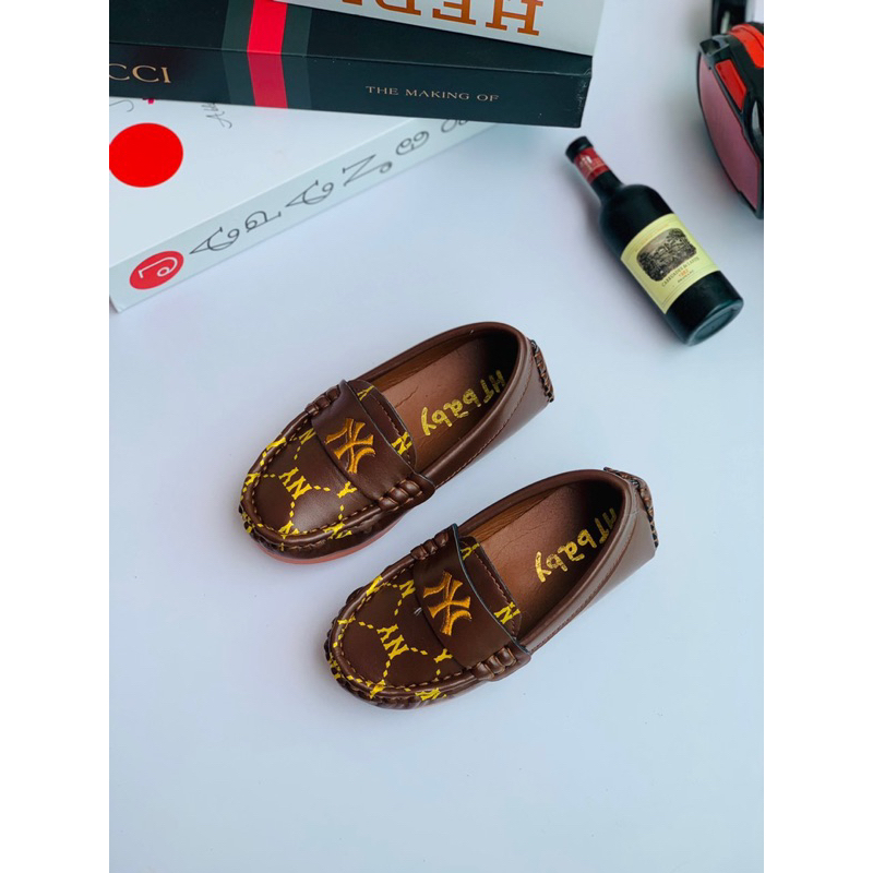 Giày lười trẻ em chữ Ny