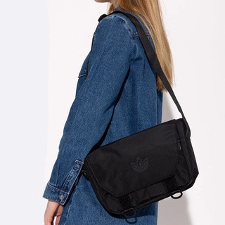 Túi Đeo Chéo Nam Yan.kees Hàn Quốc Chống Nước Ngăn Đựng Vừa Ipad Dưới 10.2 inch Chống Sốc