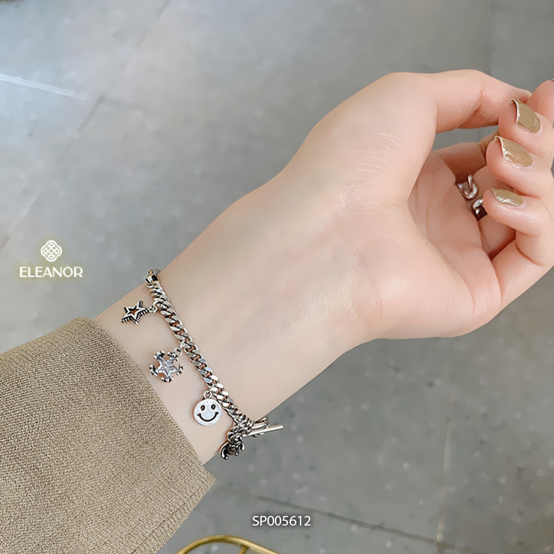 Vòng tay nữ mạ bạc Eleanor Accessories hình ngôi sao mặt cười phụ kiện trang sức 5612