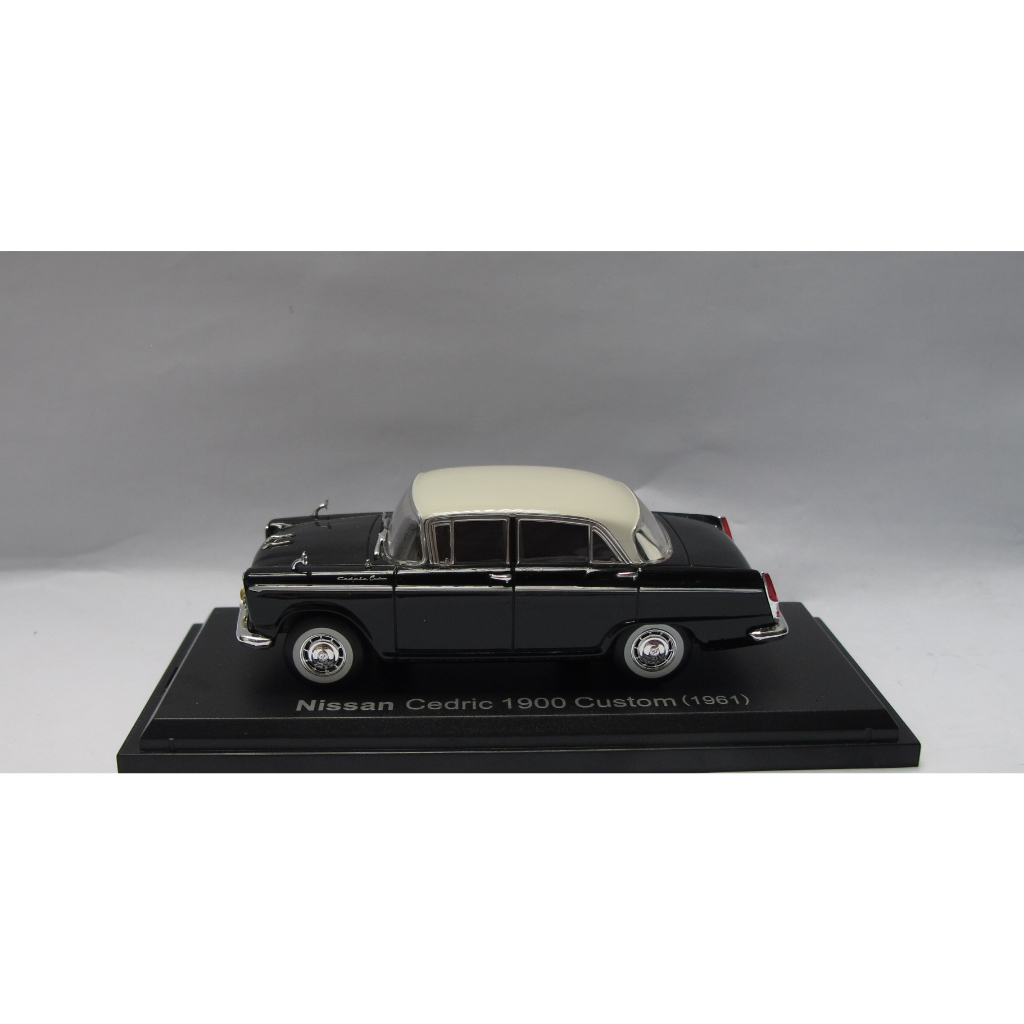 Mô hình xe Norev NISSAN Cedric 1900 Custom 1961 tỷ lệ 1:43