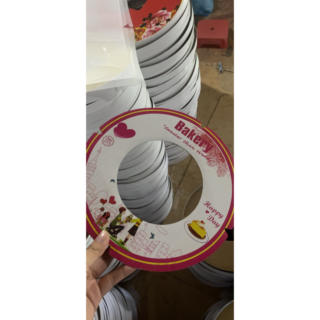 Hộp tròn- mẫu ngẫu nhiên-giá rẻ hơn