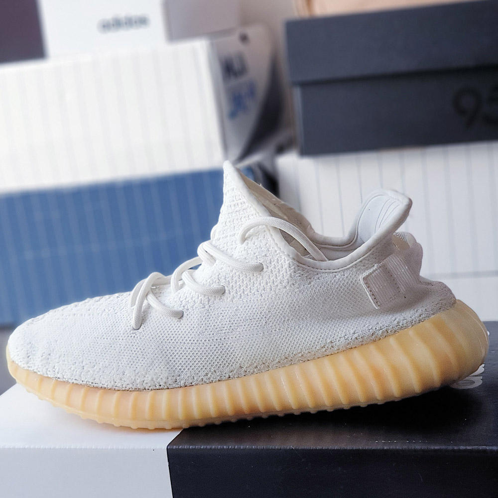 Giày -Adidas Yeezy Boost 350 V2 Cream, size 45, real 2hand