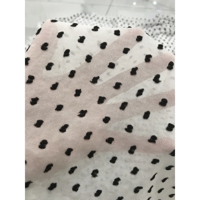 vải voan chiffon thêu hạt chấm bi mềm rũ mỏng nhẹ bay đẹp xinh (khổ 1m5)may đầm , áo kiểu …thời trang .