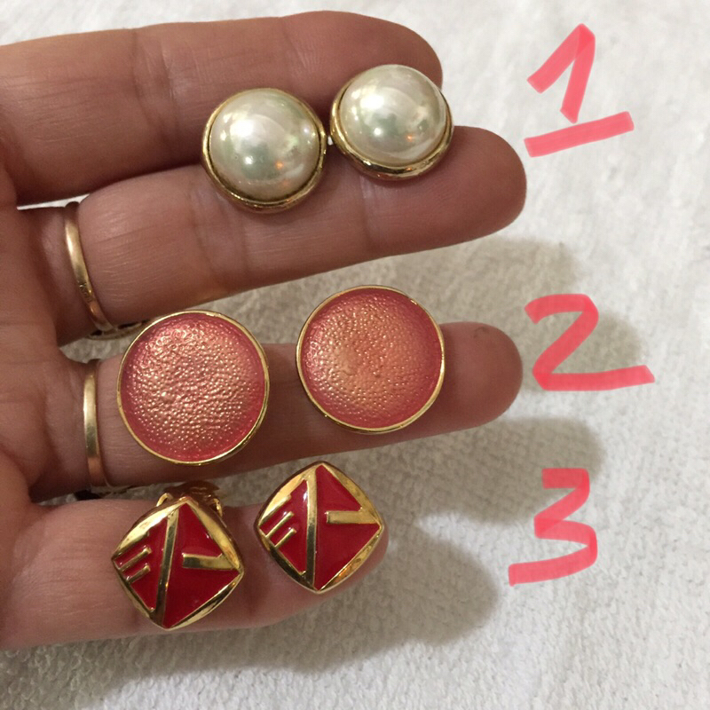 Trang sức si nhật.BÔNG TAI NỮ CHUI KẸP đồng giá 30k ms G8