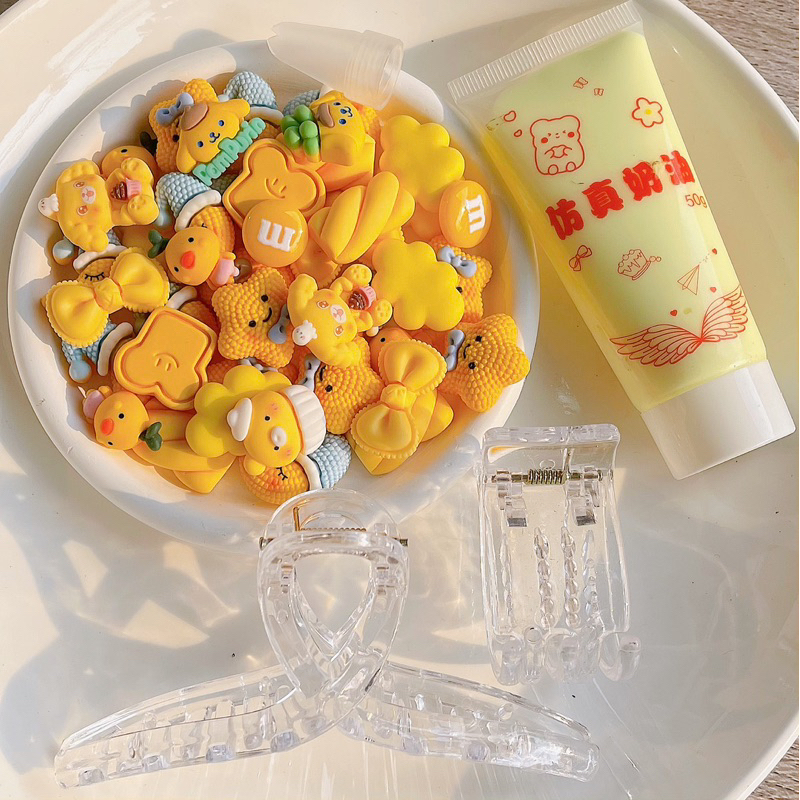 Bộ nguyên liệu 2 kẹp tóc tự làm bằng keo kem và charm trang trí  L030