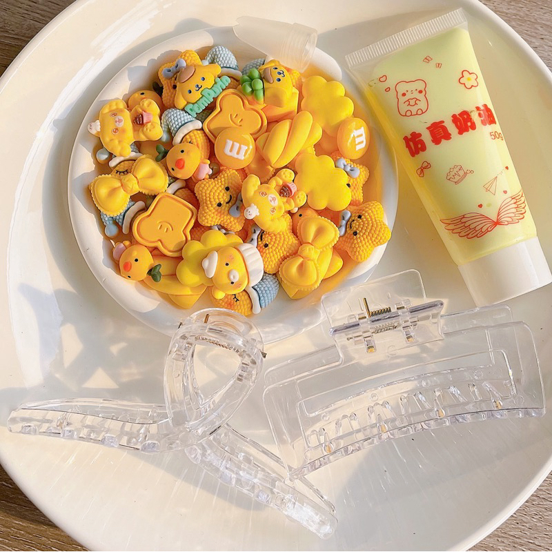 Bộ nguyên liệu 2 kẹp tóc tự làm bằng keo kem và charm trang trí  L030