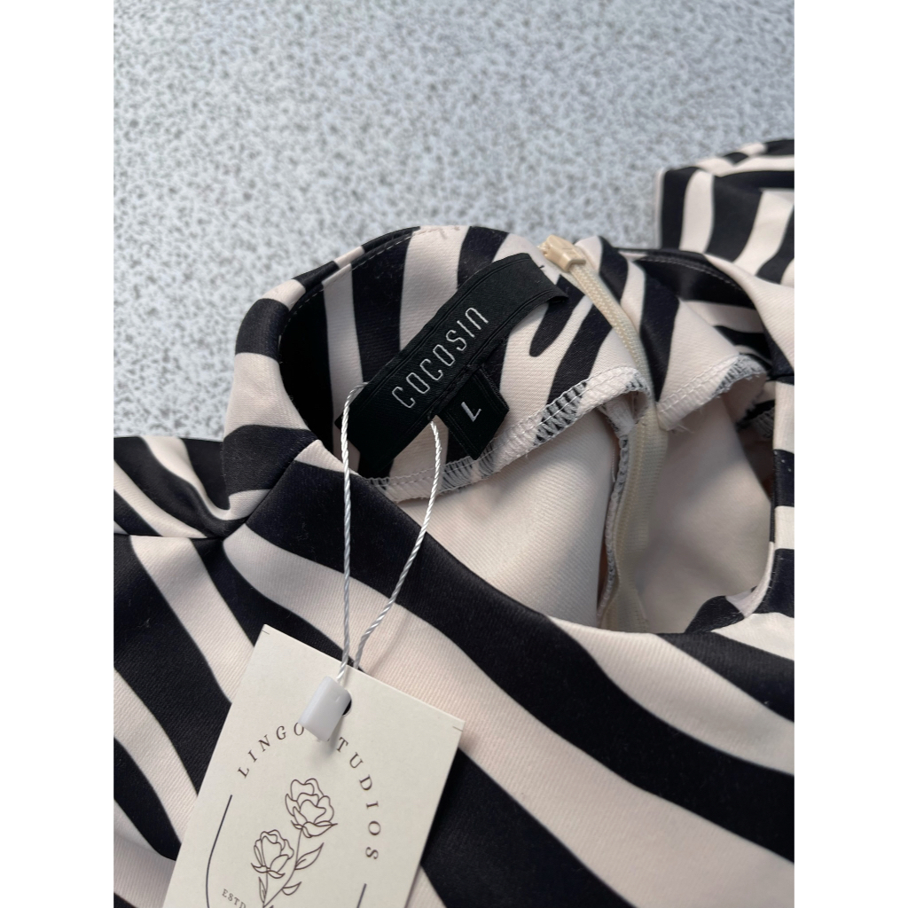 N259 Váy COCOSIN Hàng hiệu chính hãng thời trang nữ màu trắng đen size L Secondhand thanh lý ký gửi