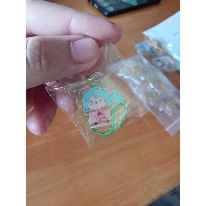 MÓC KHÓA KIMONO CAPHENY