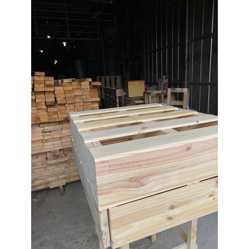 GIƯỜNG PALLET GỖ THÔNG DECOR CHÂN CAO 30CM KÍN CHÂN