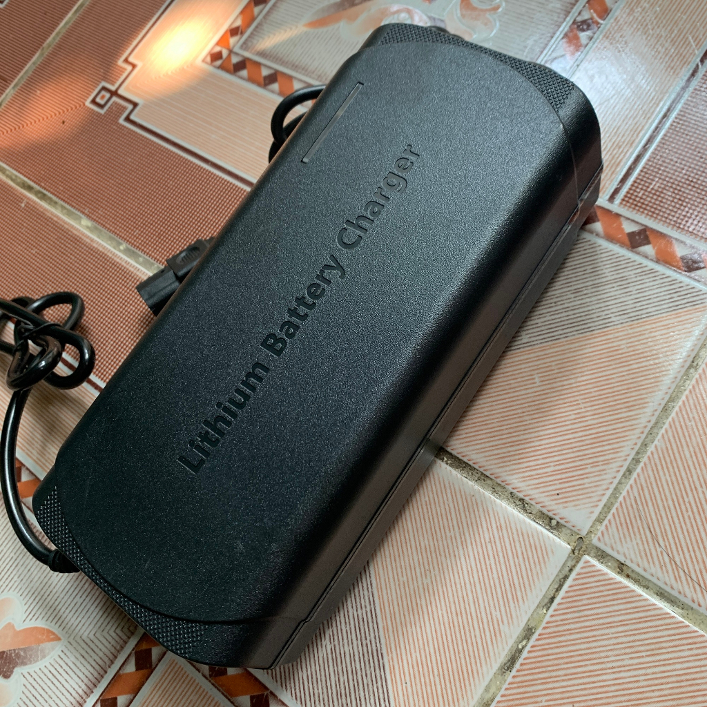 Bộ sạc xe điện Lithium lion 48V/60V/72V- 3A/5A/8A/10A cao cấp