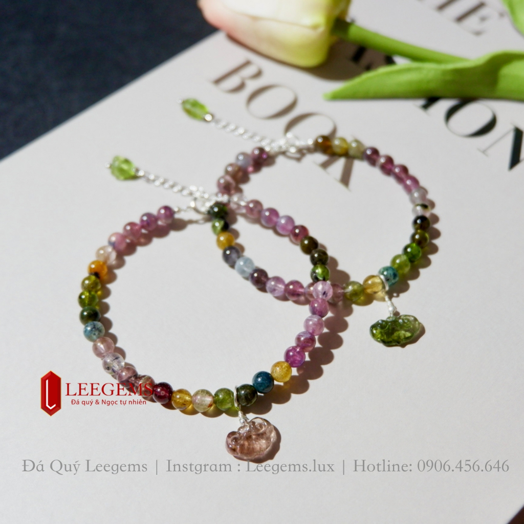 Lách tay đá Tourmaline đa sắc cầu vồng mix charm thiết kế dành cho nữ không kén mệnh
