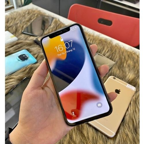 Điện thoại lp x 64gb mầu trắng/đen ngoại hình đẹp pin 100% | BigBuy360 - bigbuy360.vn