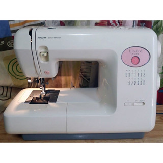 Máy may gia đình Brother Lisere